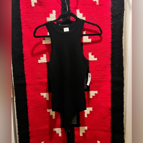 Abercrombie 2 racerback black & white fine gauge knit bodysuits size medium. NWT - Picture 9 of 12